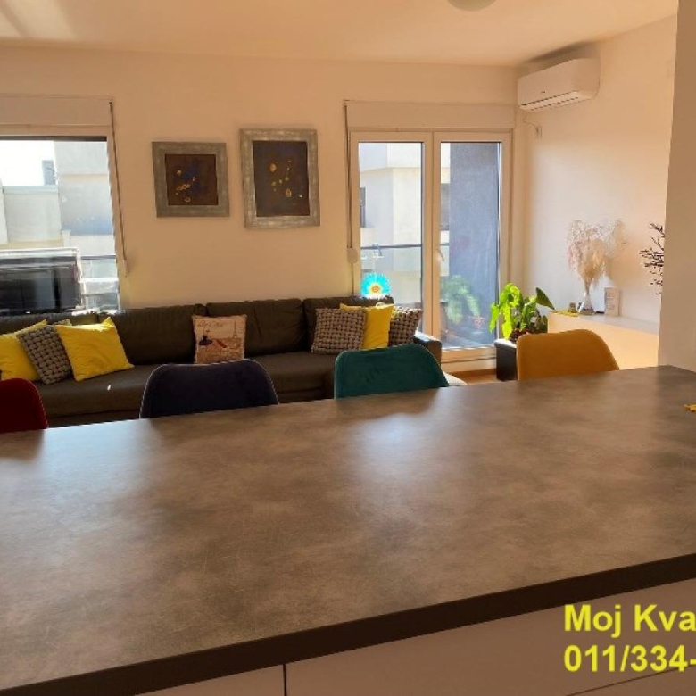 Stan Prodaja Beograd Vidikovac 104 m2