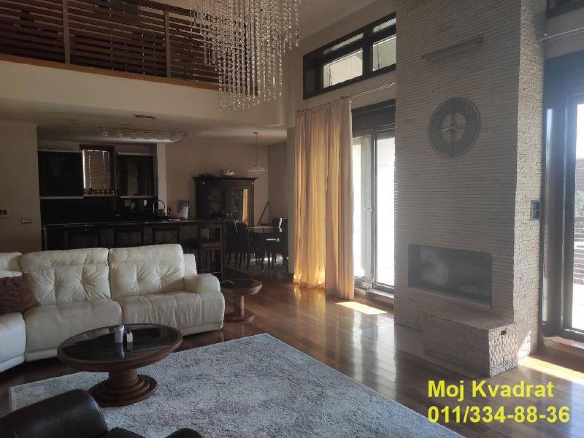 Kuća Prodaja Beograd Mirijevo 520 m2