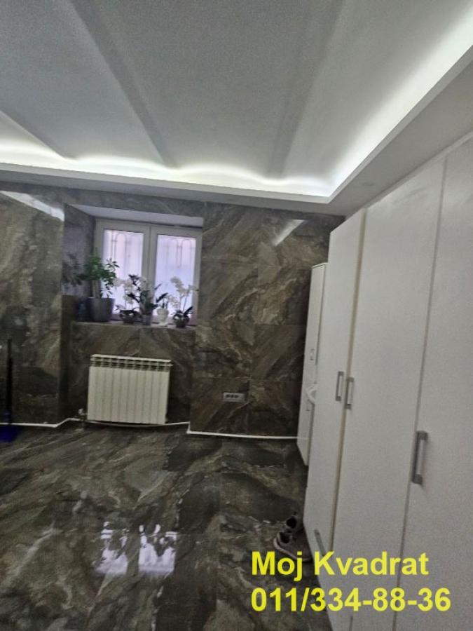Lokal Prodaja Beograd Lokal Prodaja Beograd Hram Svetog Save 60 m2