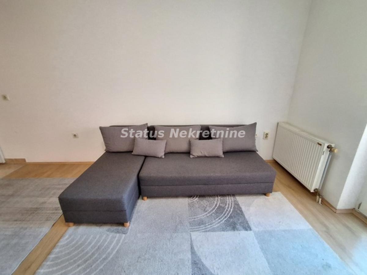 Stan Izdavanje Novi Sad  34 m2