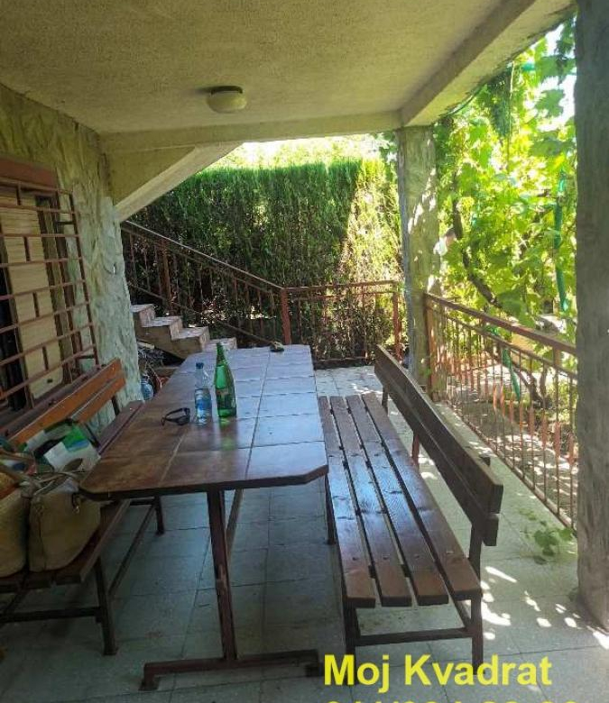 Kuća Prodaja Veliko Gradište  260 m2
