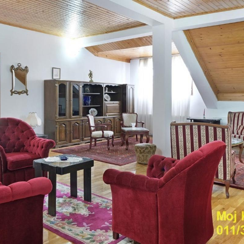 Kuća Izdavanje Beograd Dedinje 390 m2