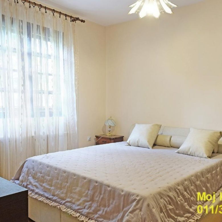 Kuća Izdavanje Beograd Dedinje 390 m2