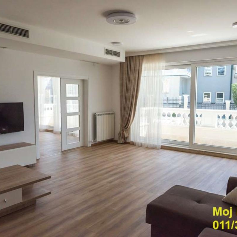 Kuća Izdavanje Beograd Dedinje 1400 m2