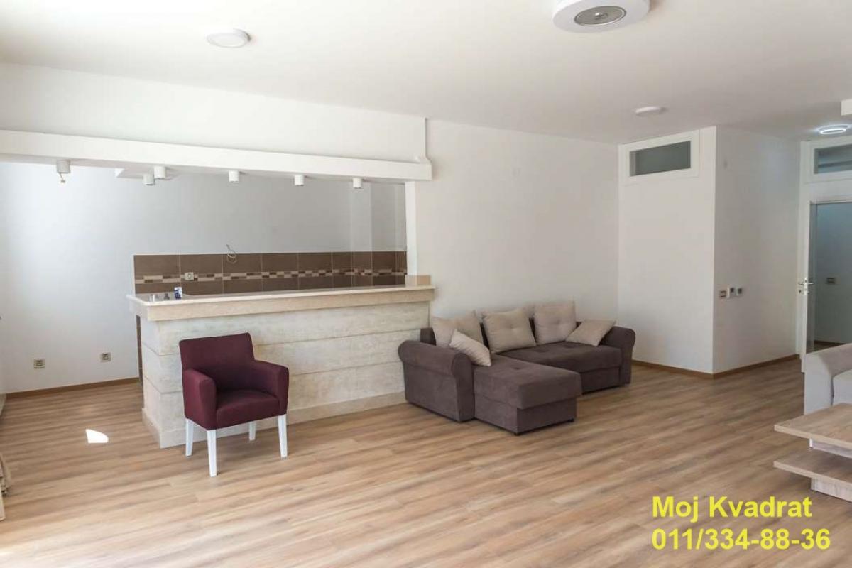 Kuća Izdavanje Beograd Dedinje 1400 m2