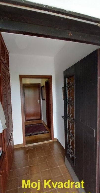 Kuća Prodaja Beograd Rajkovac 240 m2