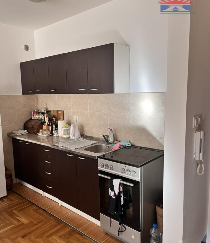 Stan Izdavanje Novi Sad  40 m2
