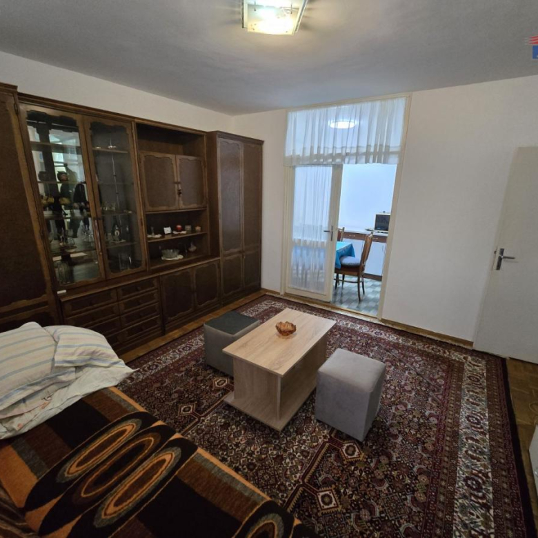 Stan Izdavanje Novi Sad  56 m2