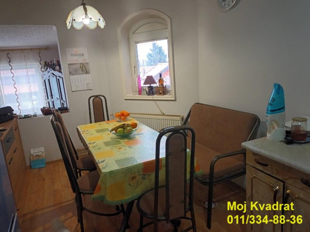 Kuća Prodaja Pančevo  260 m2