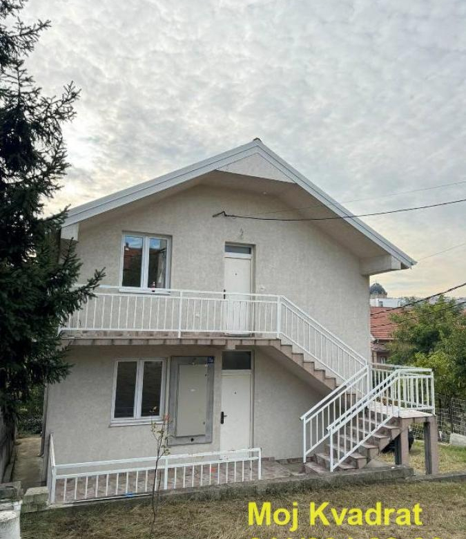 Kuća Prodaja Beograd Kaluđerica 255 m2