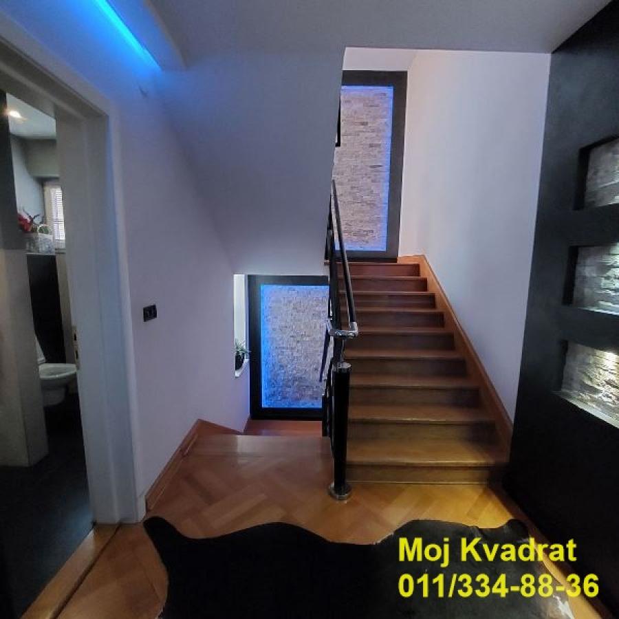 Kuća Prodaja Beograd Kuća Prodaja Beograd Banovo Brdo 400 m2