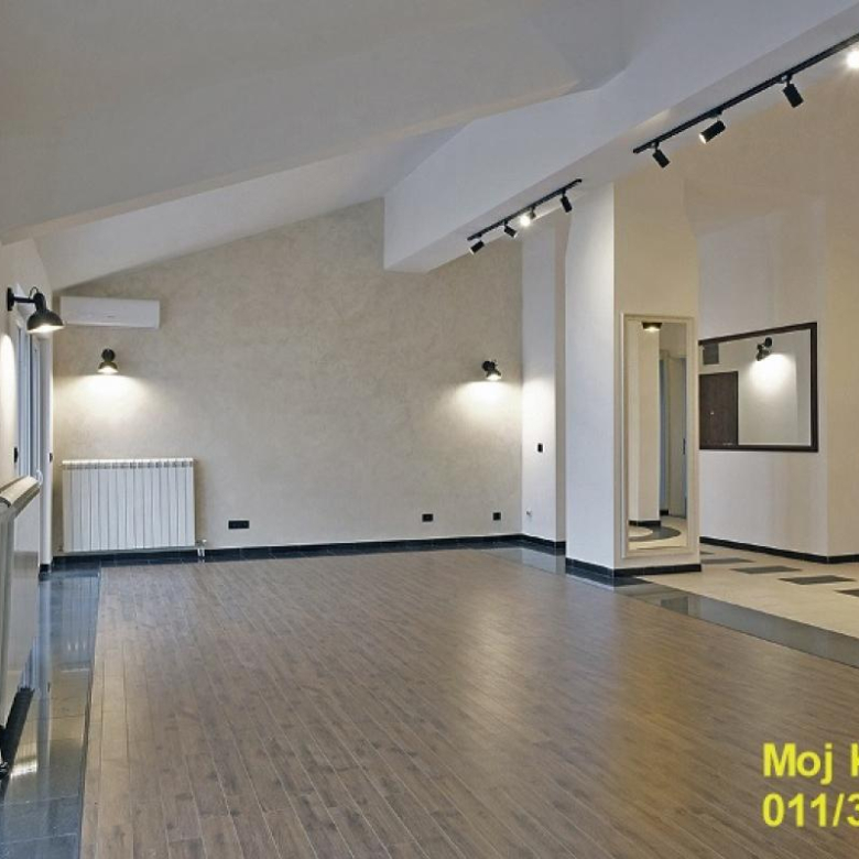 Stan Prodaja Beograd Saobraćajni Fakultet 172 m2
