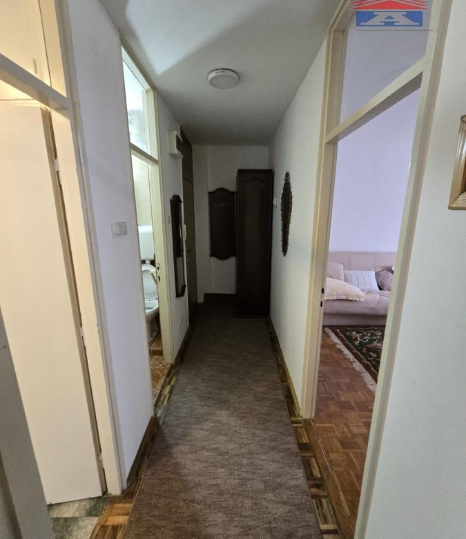 Stan Izdavanje Novi Sad  56 m2