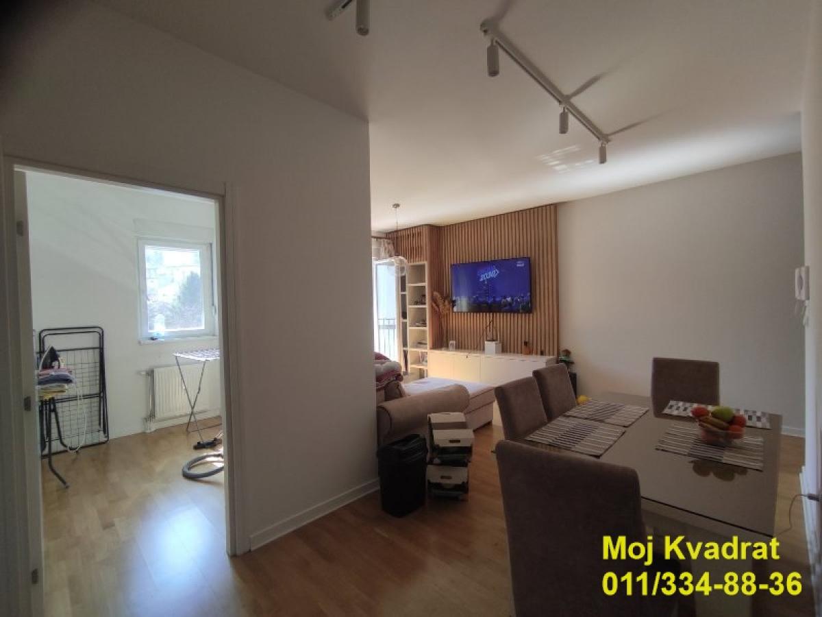 Stan Prodaja Beograd Karaburma 74 m2