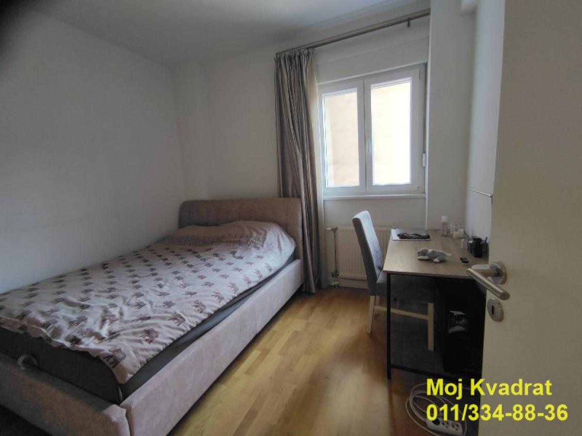Stan Prodaja Beograd Karaburma 74 m2