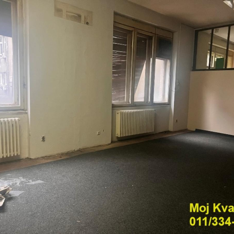 Lokal Izdavanje Beograd Trg Nikole Pašića 1400 m2