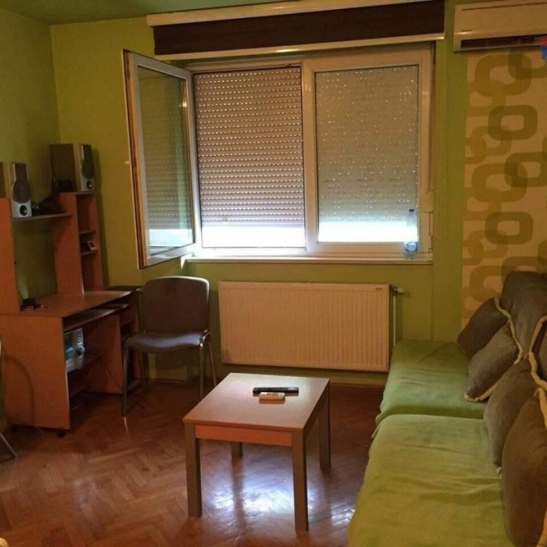 Stan Izdavanje Novi Sad  21 m2