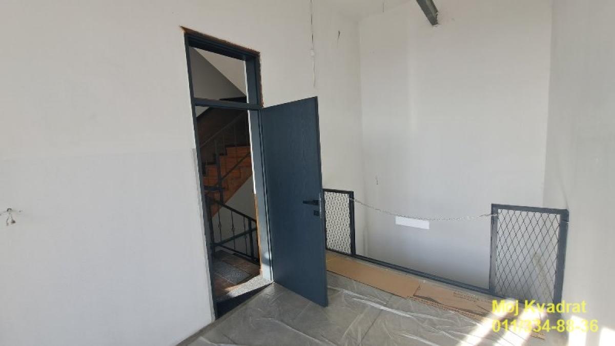 Lokal Izdavanje Pančevo  1212 m2