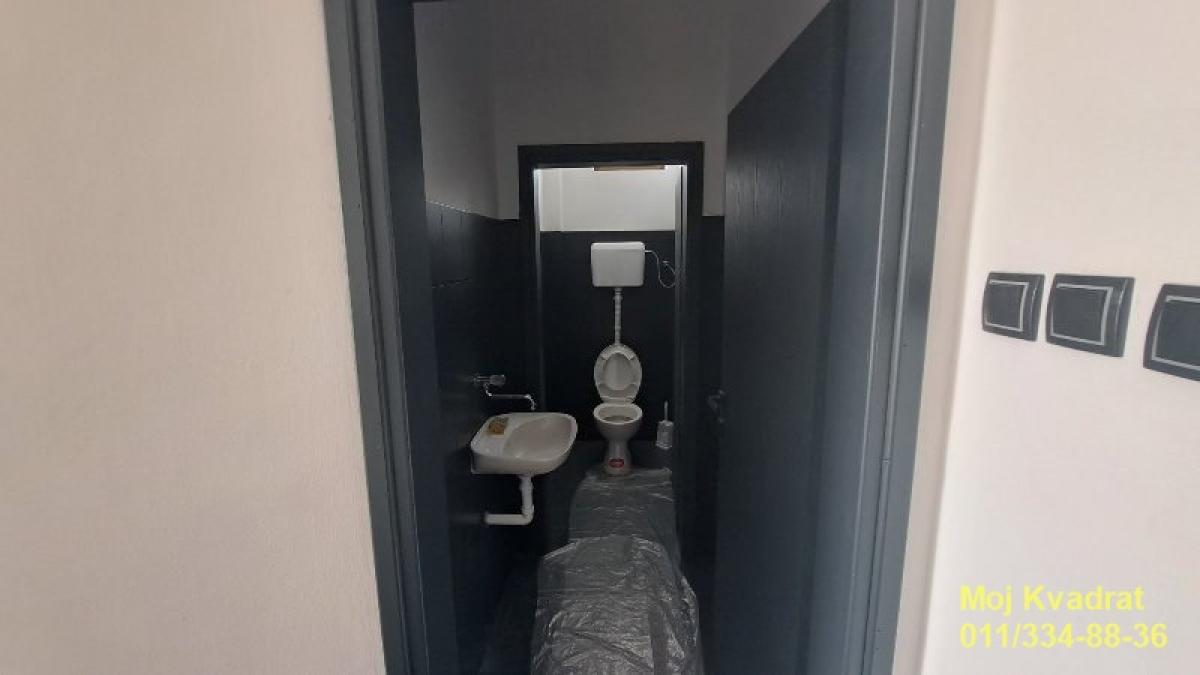 Lokal Izdavanje Pančevo  1212 m2