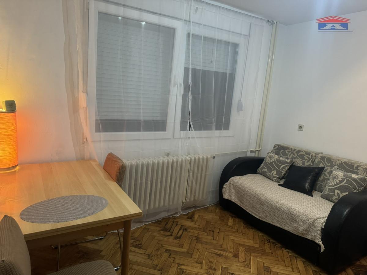 Stan Izdavanje Novi Sad  32 m2