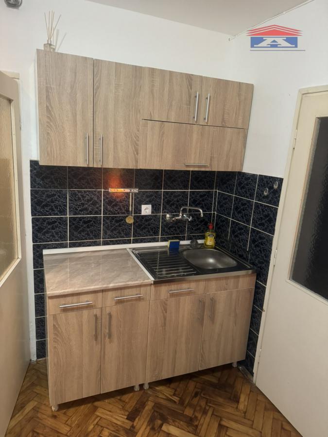 Stan Izdavanje Novi Sad  32 m2