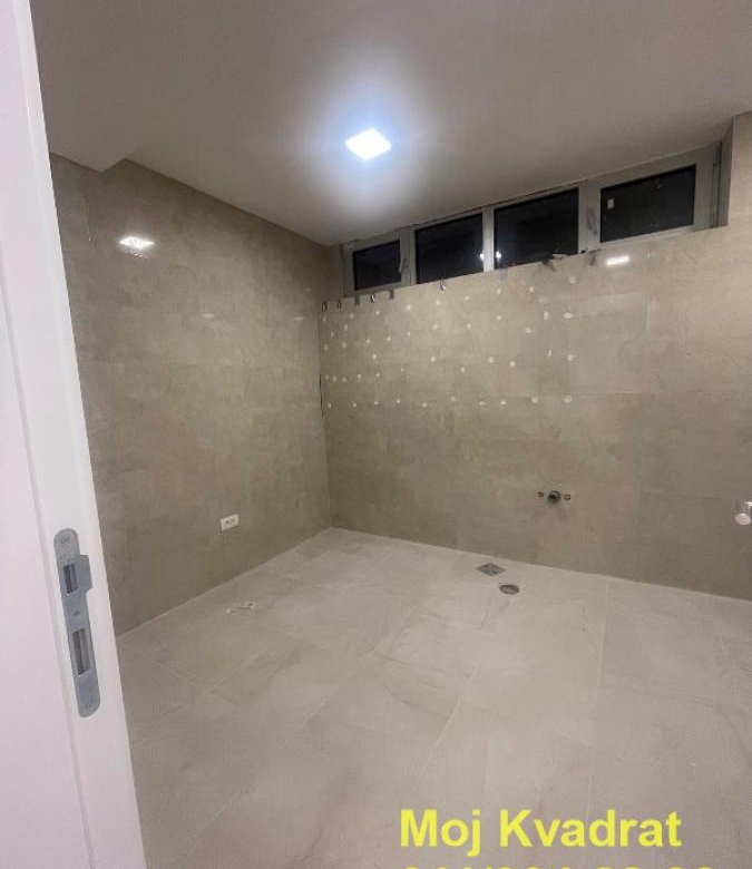 Lokal Izdavanje Beograd Centar (Savski Venac) 514 m2