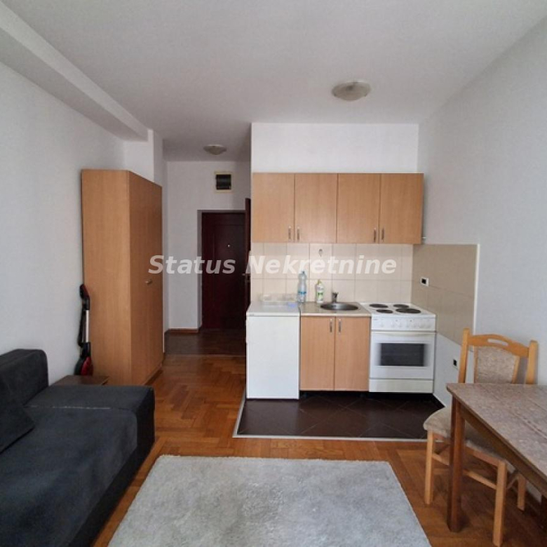 Stan Izdavanje Novi Sad  25 m2