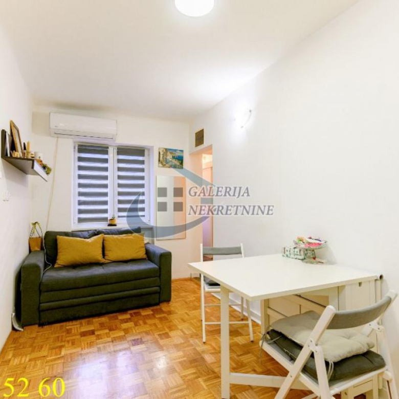Stan Prodaja Beograd Trg Nikole Pašića 44 m2