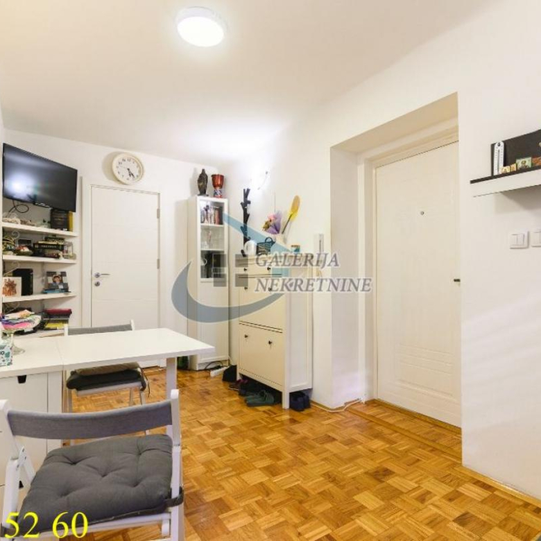 Stan Prodaja Beograd Trg Nikole Pašića 44 m2