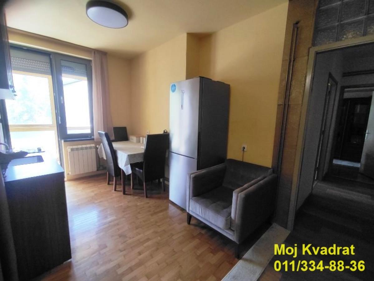 Stan Prodaja Beograd Gradska Bolnica 104 m2