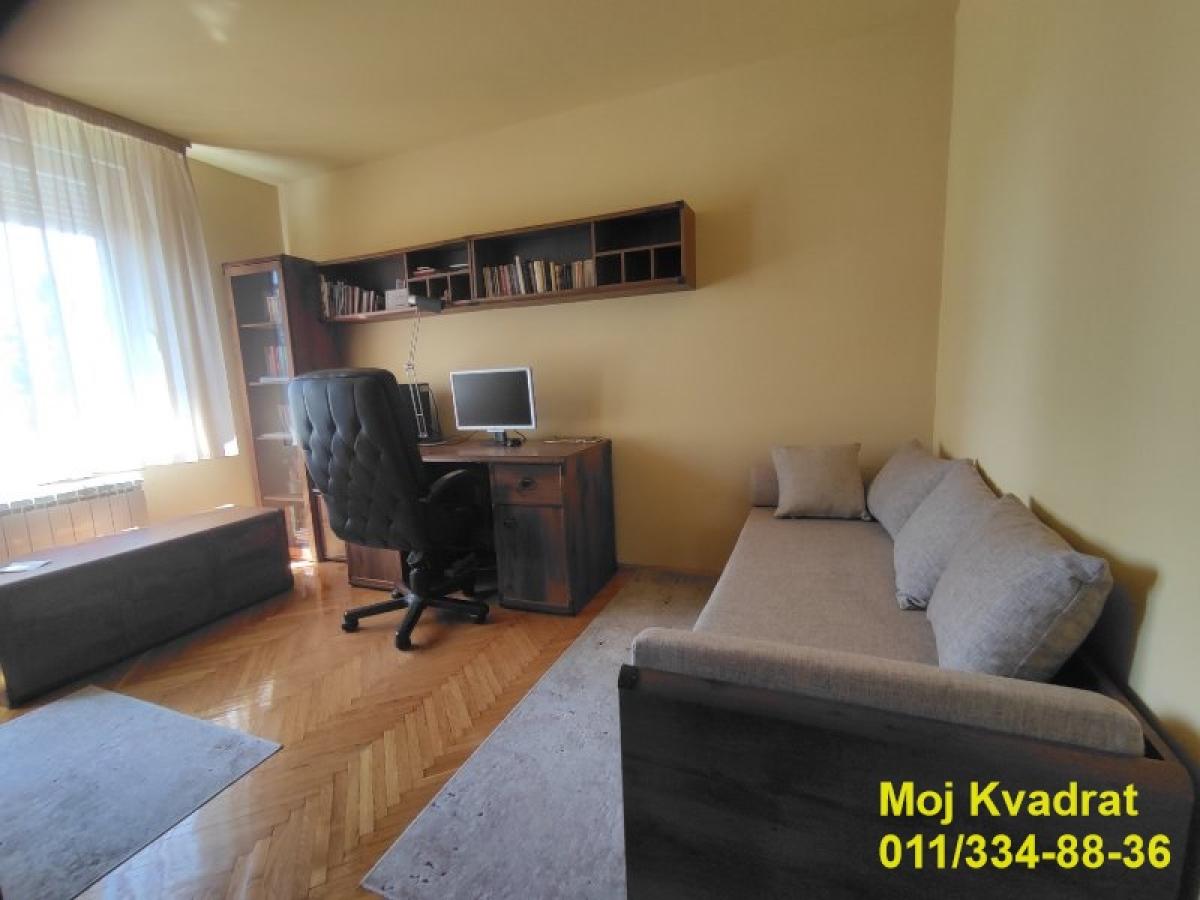 Stan Prodaja Beograd Gradska Bolnica 104 m2