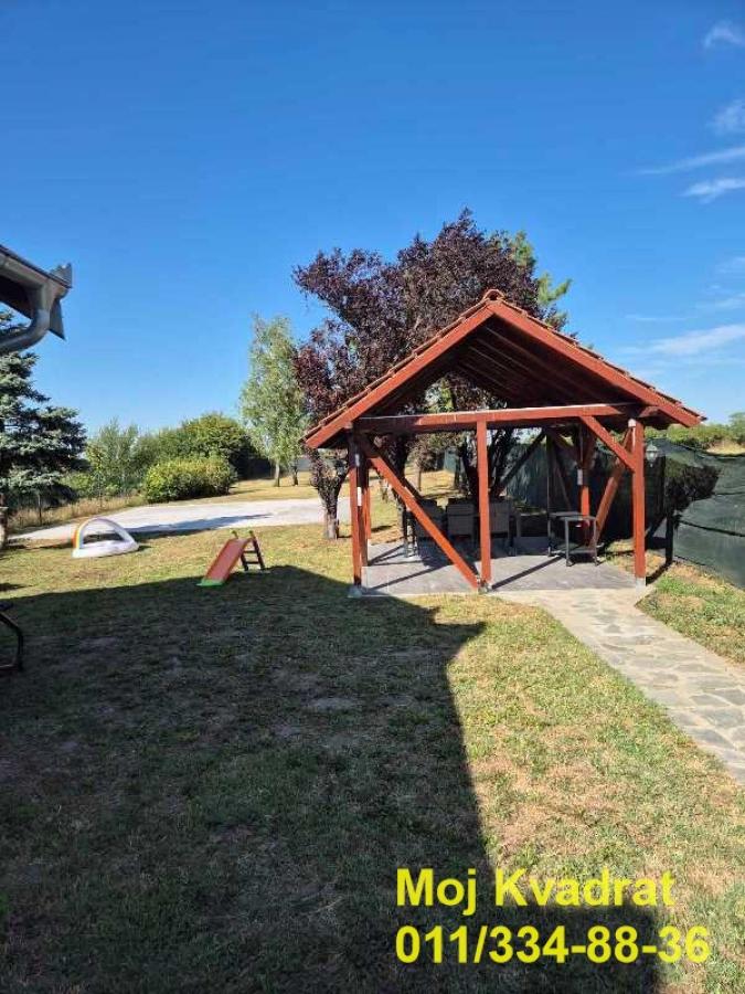 Kuća Prodaja Vrbas Ravno Selo 240 m2