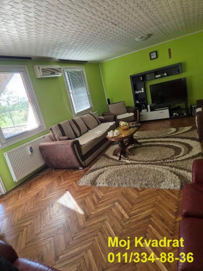 Kuća Prodaja Vrbas Ravno Selo 240 m2