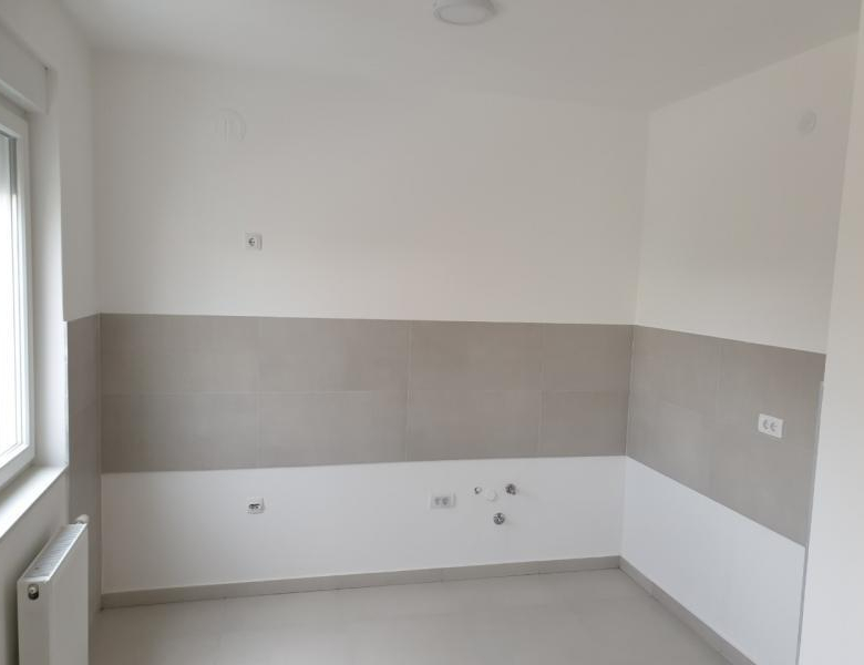 Stan Izdavanje Novi Sad  50 m2