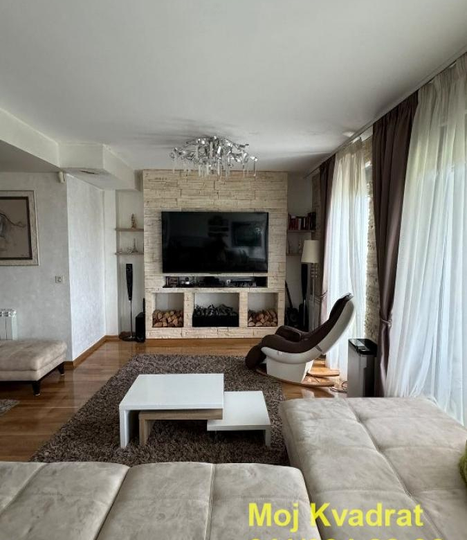 Stan Prodaja Beograd Skojevsko Naselje 270 m2