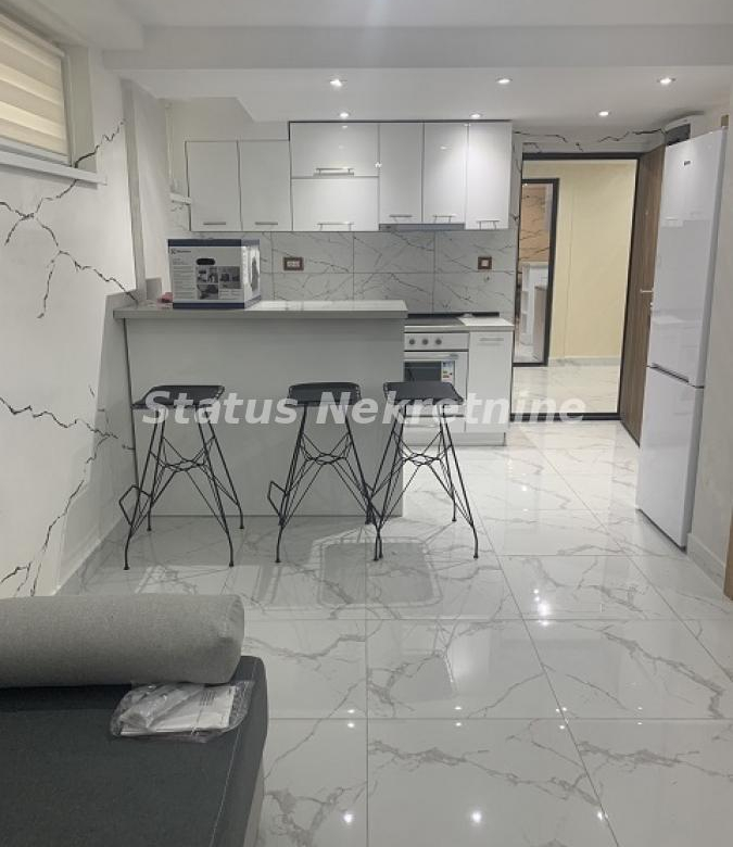 Stan Izdavanje Novi Sad  38 m2