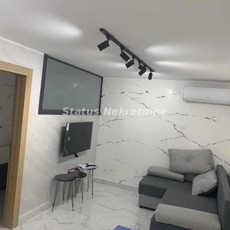 Stan Izdavanje Novi Sad  38 m2