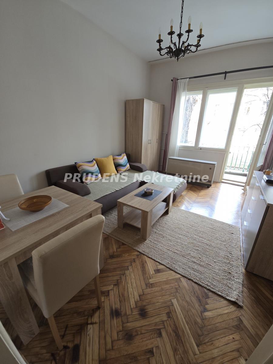 Stan Izdavanje Beograd Stan Izdavanje Beograd Cvetni Trg 25 m2