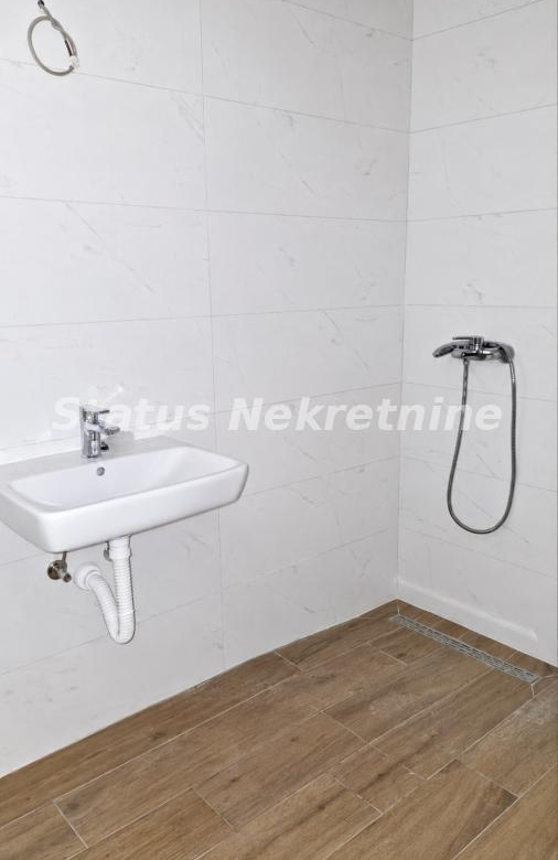 Stan Prodaja Novi Sad  42 m2