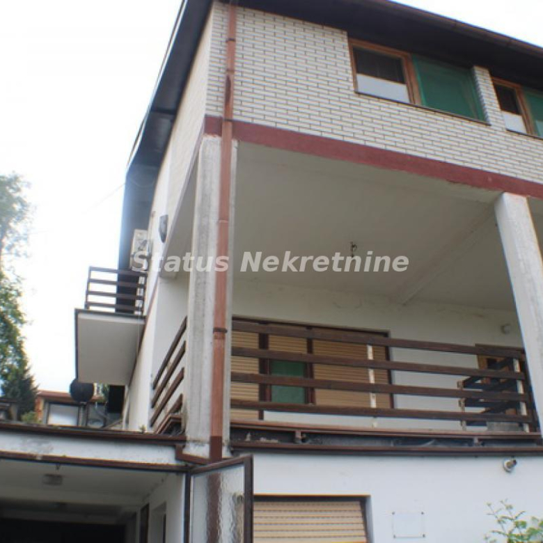 Kuća Izdavanje Novi Sad  100 m2
