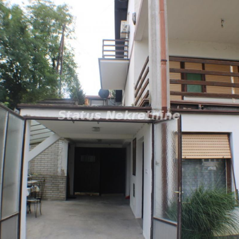 Kuća Izdavanje Novi Sad  100 m2