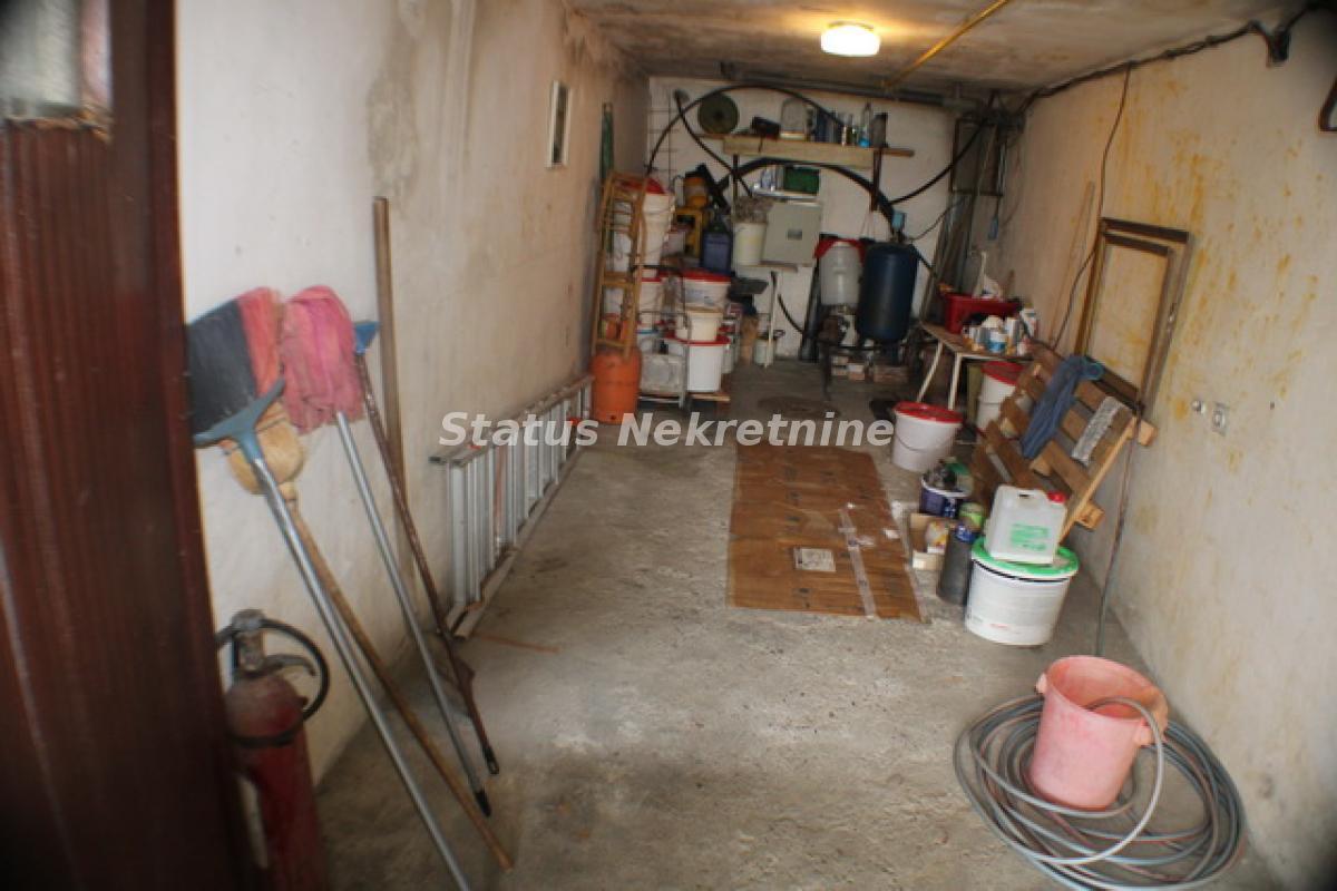 Kuća Izdavanje Novi Sad Kuća Izdavanje Novi Sad 100 m2
