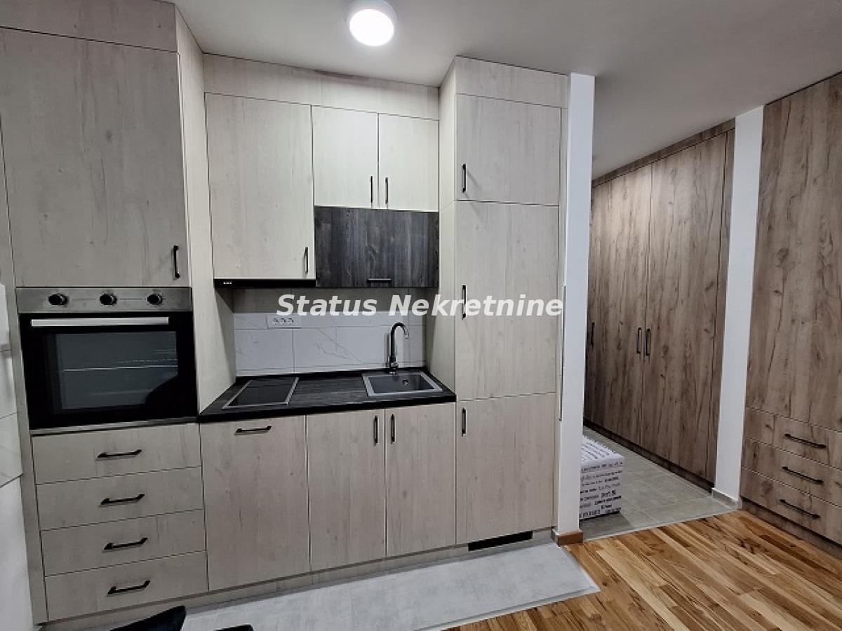 Stan Izdavanje Novi Sad  30 m2