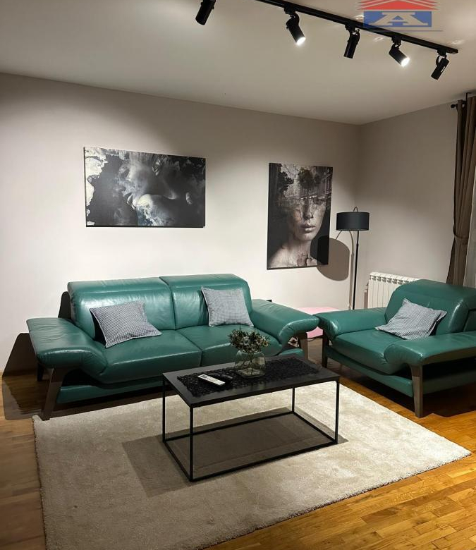 Stan Izdavanje Novi Sad  48 m2