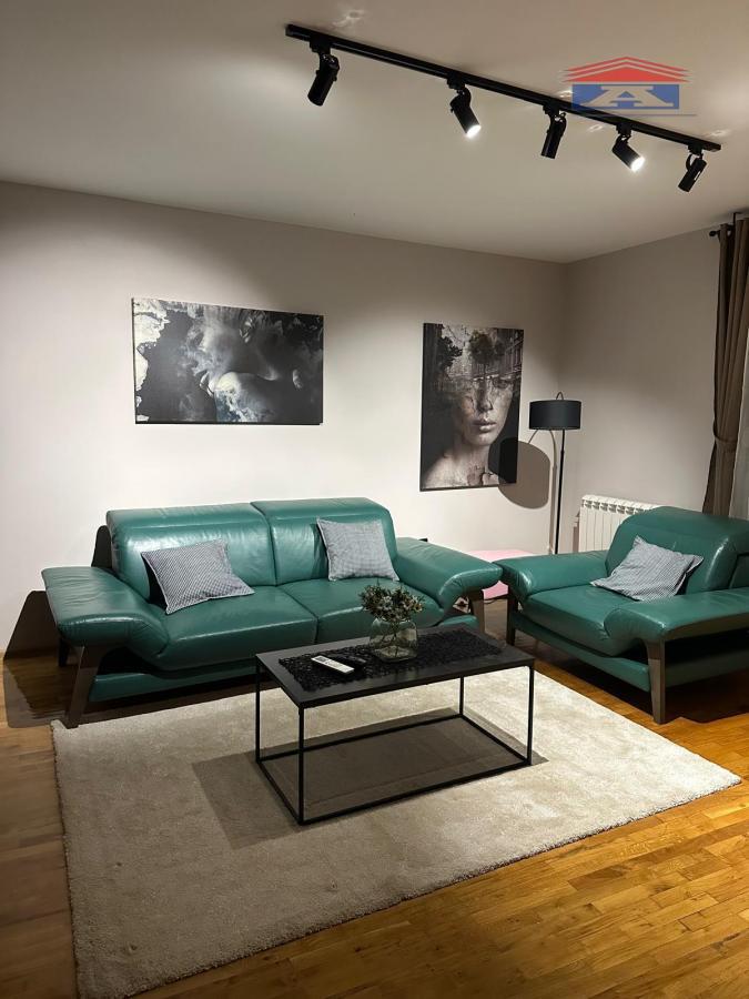 Stan Izdavanje Novi Sad  48 m2