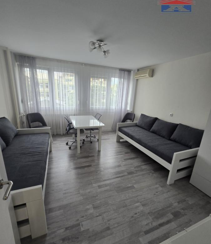 Stan Izdavanje Novi Sad  41 m2