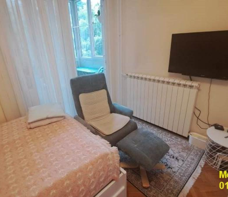 Stan Prodaja Beograd Vukov Spomenik 42 m2