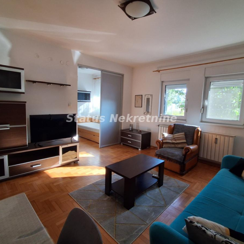 Stan Prodaja Novi Sad  42 m2
