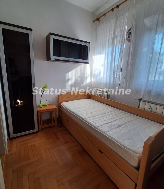 Stan Prodaja Novi Sad  42 m2