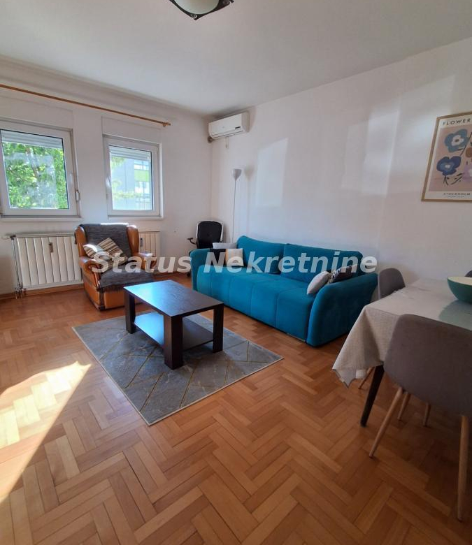 Stan Prodaja Novi Sad  42 m2